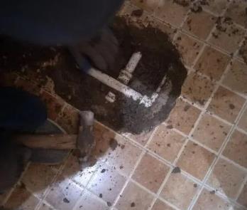 柯坪卫生间漏水维修公司为您分享下卫生间渗水如何处理及注意事项